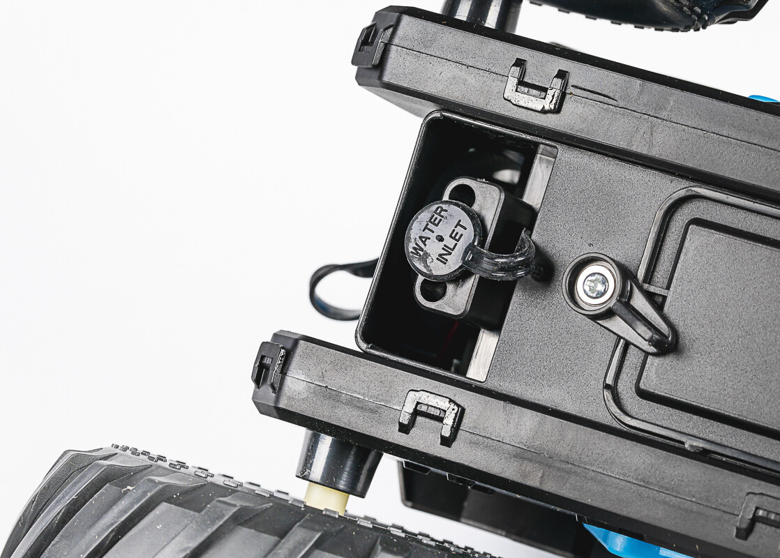 Tec-Toy - Fjernstyret Off-Road Bil Med Vandkanon - Water Shooting