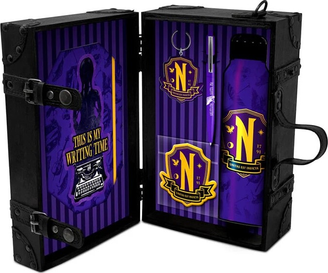 Wednesday Ravens Premium Trunk Gift Set