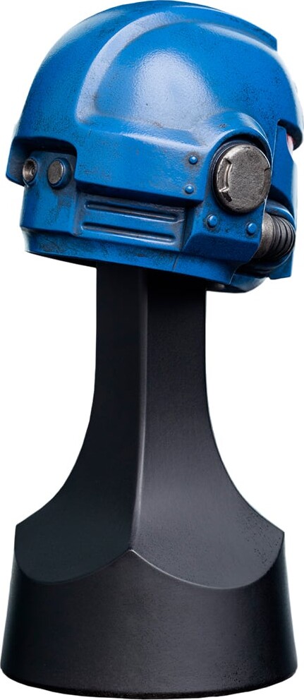 Ultramarines Helmet - Warhammer 40K Replica - Weta Workshop