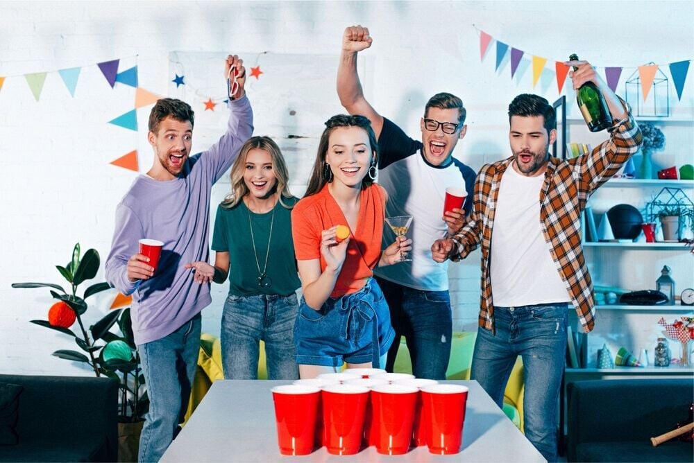 Winkee - Beer Pong Sæt - Classic Beer Pong - 20 Cups And 10 Balls