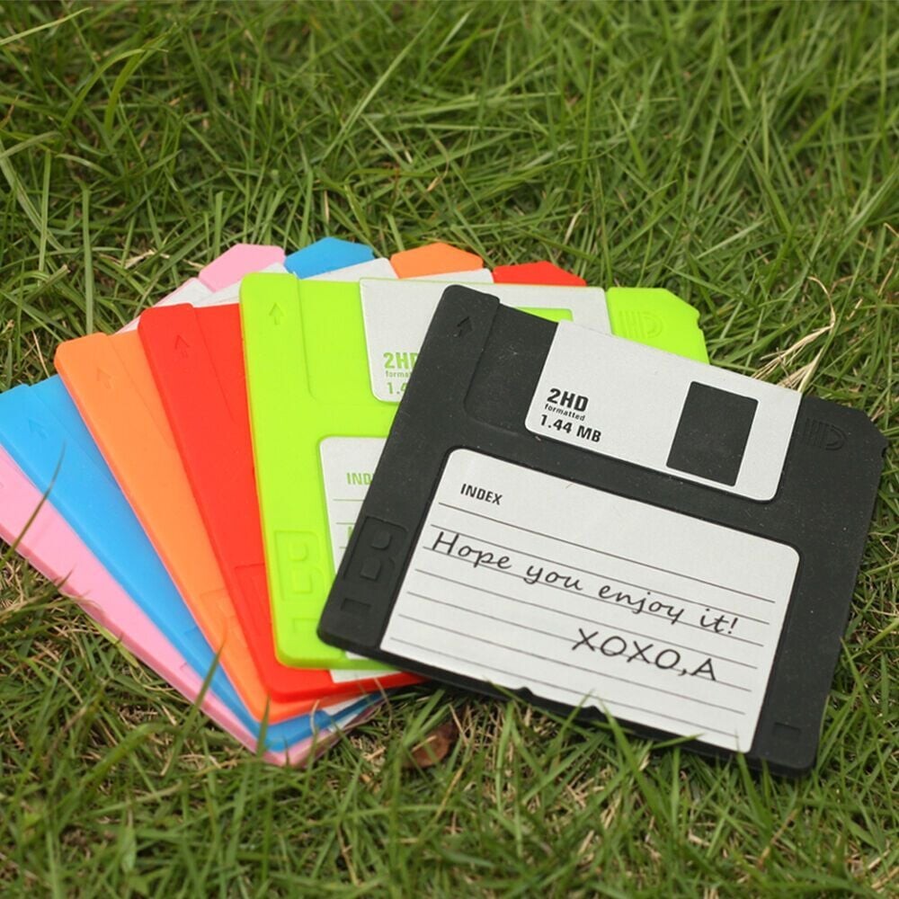Winkee - Bordskåner - Floppy Disk - Six Different Colours
