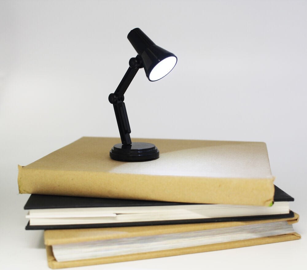 Winkee - Mini Reading Lamp