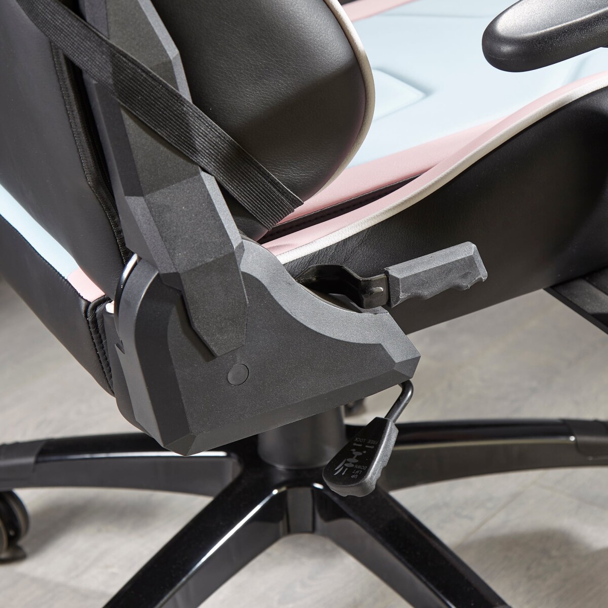 X Rocker Bubblegum Agility Sport Esport Gaming Chair