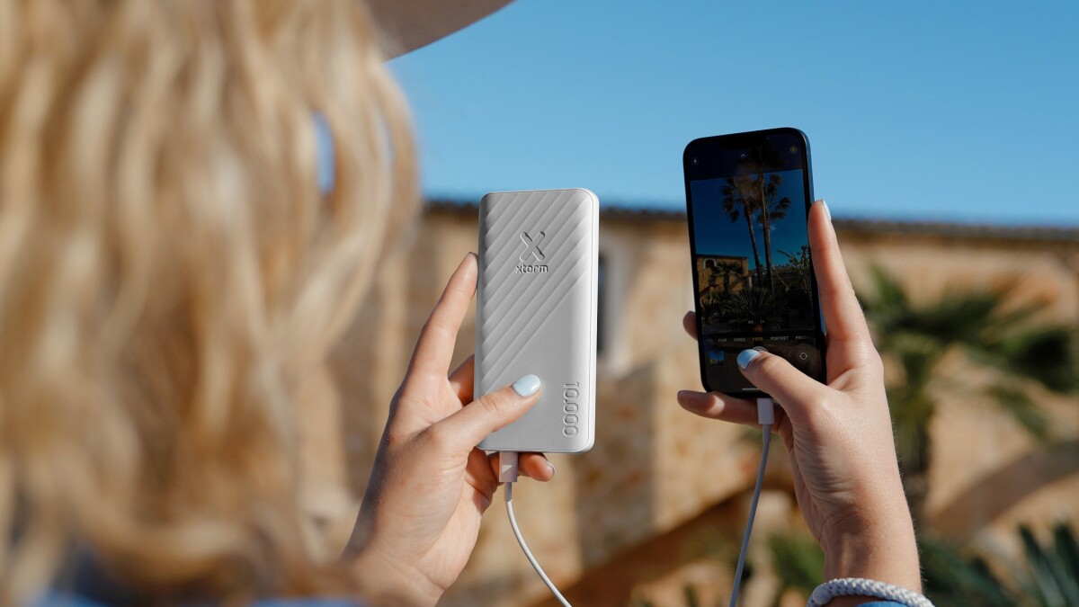 Xtorm - 15W Fastcharge Go2 Powerbank 10000 - Ash White