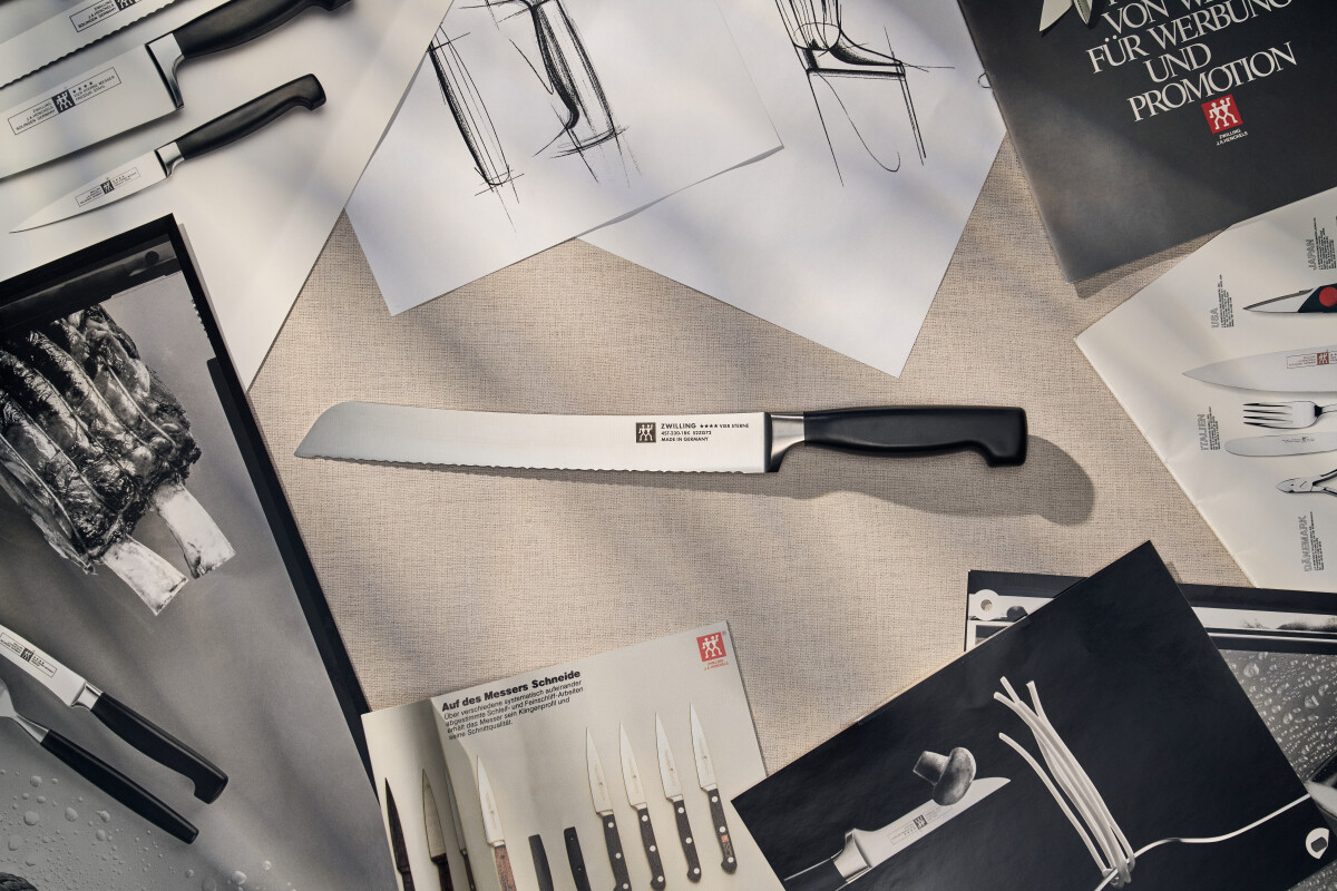Zwilling - Four Star Brødkniv - 23 Cm