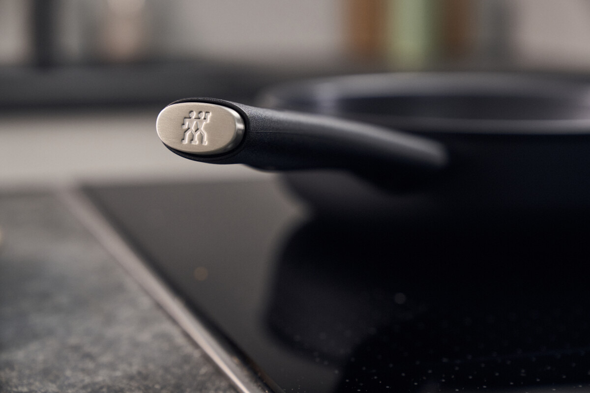 Zwilling - Madura Plus Sauterpande - Keramisk - Ø 28 Cm - Sort