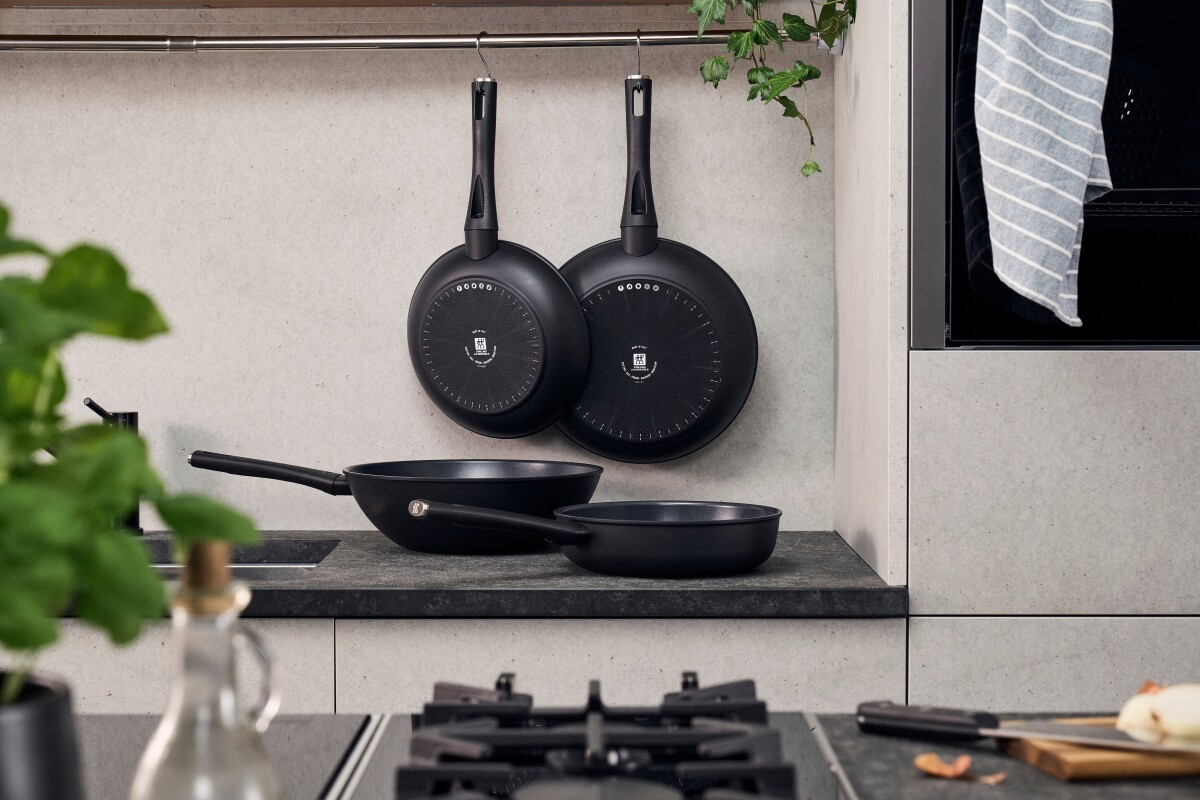 Zwilling - Madura Plus Sauterpande - Keramisk - Ø 28 Cm - Sort