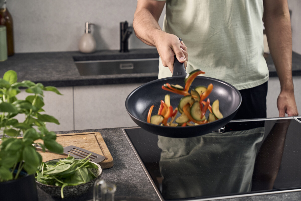 Zwilling - Madura Plus Keramisk Stegepande - Ø 28 Cm - Sort